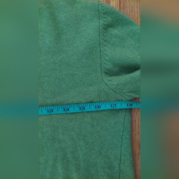 Old Money Quiet Luxury Preppy Sweater M Green Cashmere Wool Office Boho Office - Picture 10 of 11